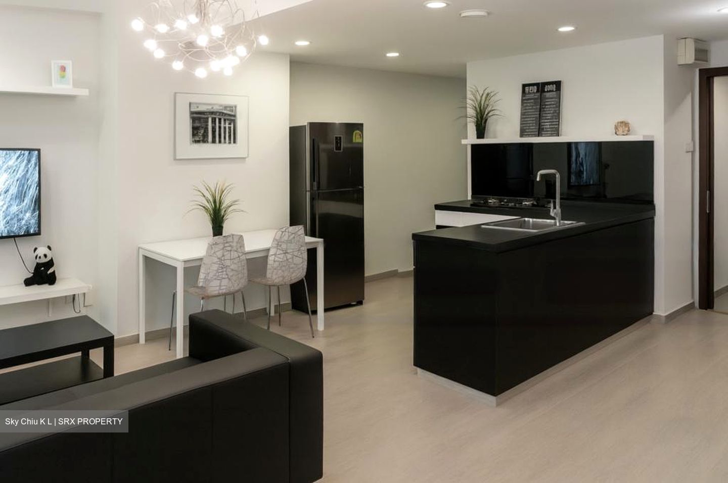 International Plaza (D2), Apartment #485807541